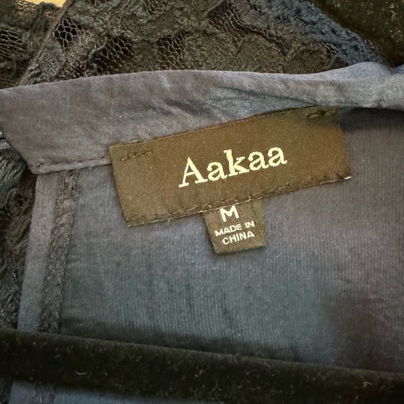 VICI - Maya Satin Tie Back Kimono Maxi Dress - Picture 4 of 7